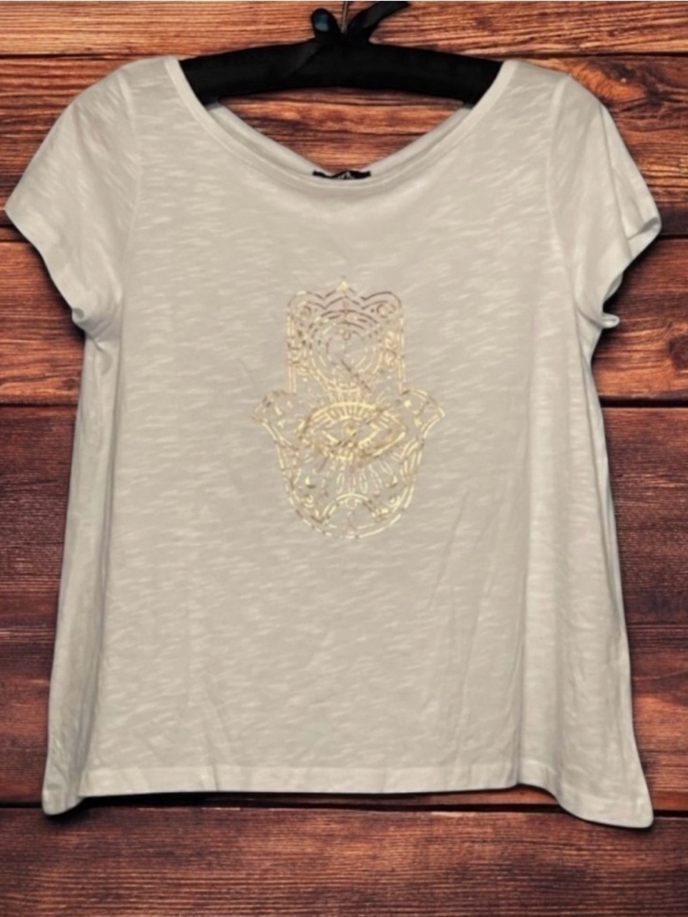 HAMSA GOLD AND WHITE TOP SIZE MEDIUM